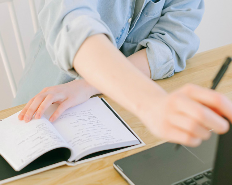 canvaでWEBサイトのデータ